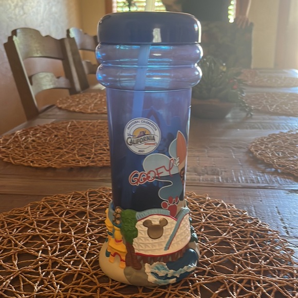 California adventure slip cup 2001 - Picture 3 of 5